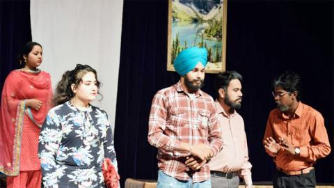 Daily-Dharaledar-Online-News-Vie