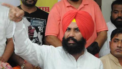 Daily-Dharaledar-Online-News-Vie