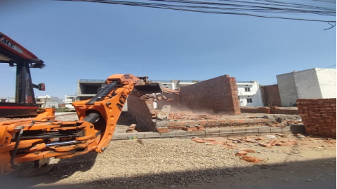 Municipal-Corporation-Clamped-Do