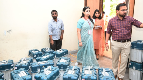 General-Observer-Visits-Strong-R