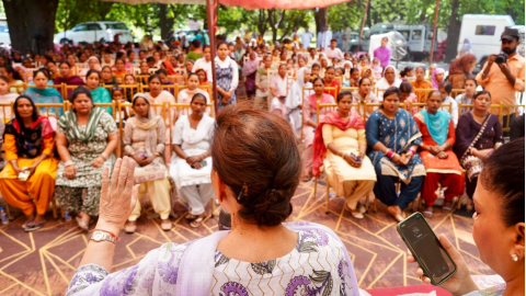 More-Than-A-Thousand-Women-Of-Sa