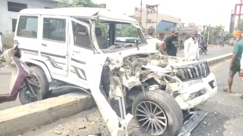 Blairo-And-Bus-Collided