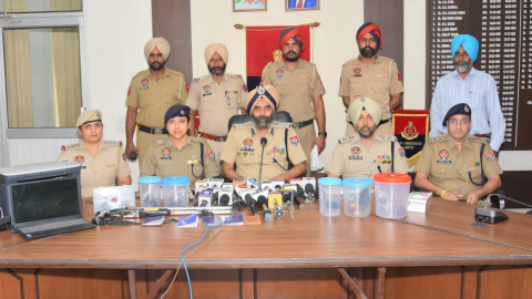 Punjab-Police-Busts-Fake-Arms-Li