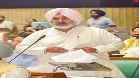 Punjab-Vidhan-Sabha-Unanimously-