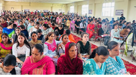 Mega-Placement-Camp-For-Women-Se