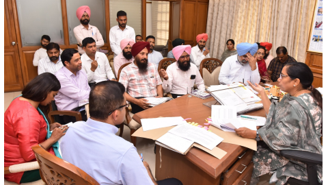 Dr-Baljit-Kaur-Sc-b-c-A-Meeting-