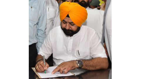 Hardeep-Singh-Mundian-Took-Over-