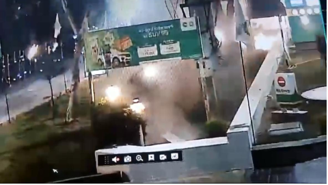 Canada-based-Arsh-Dalla-s-Hand-B