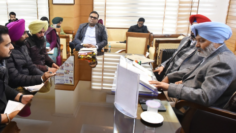 Constructive-Meetings-With-Emplo