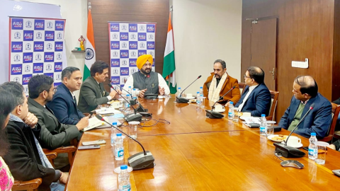 Important-Meeting-With-Ceos-And-